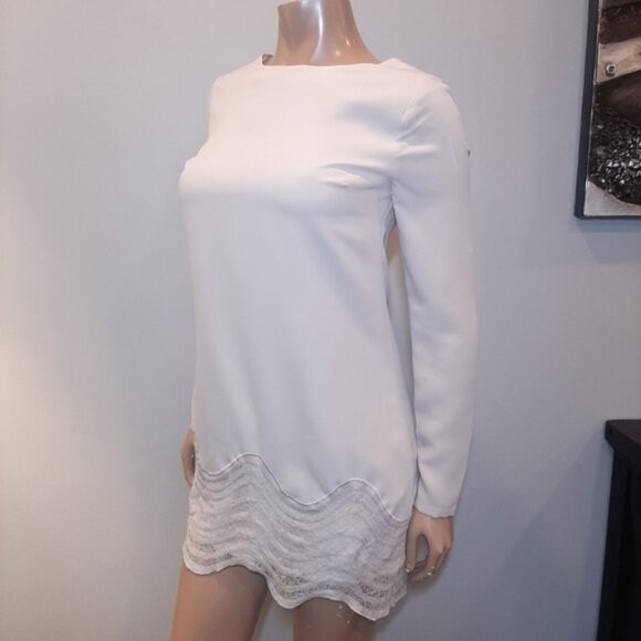 Marciano Long Sleeve Mini Dress Lace Hem Lace Up Keyhole Back Cocktail Size XS - Picture 3 of 16
